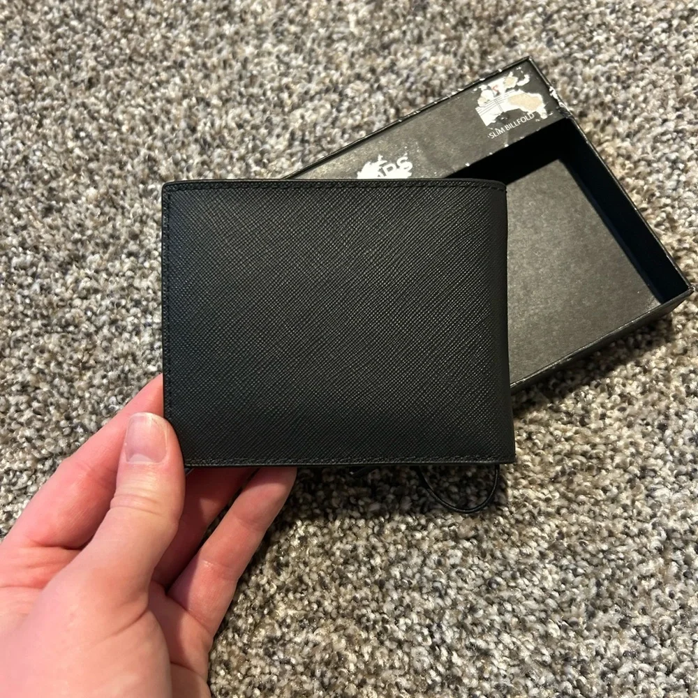 Michael Kors Men’s Black Leather Bifold